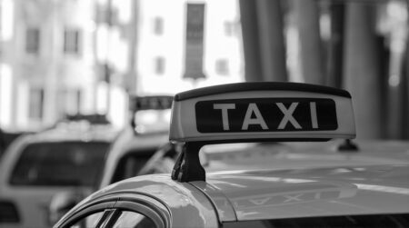 Abzug von Taxikosten für Fahrten zwischen Wohnung und Arbeitsplatz lediglich in Höhe der Entfernungspauschale - Blogbeitrag von Bergs Steuerberatung aus Stolberg